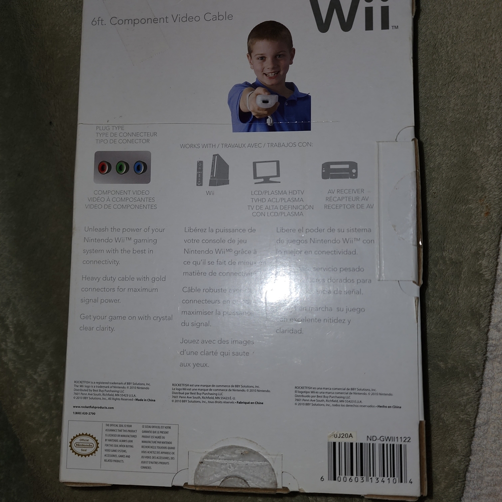 Rocketfish 6ft Component Video/Stereo Audio Gaming Cable for the Nintendo Wii - Picture 3 of 3